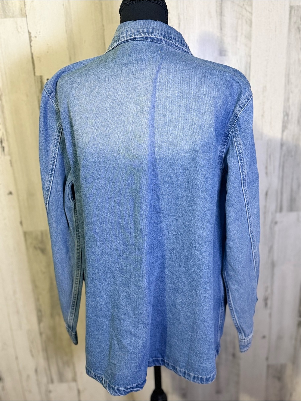 NWT Luvamia Blue Denim Button Down Long Sleeve Shirt Jacket Shacket Size XL - Picture 7 of 9